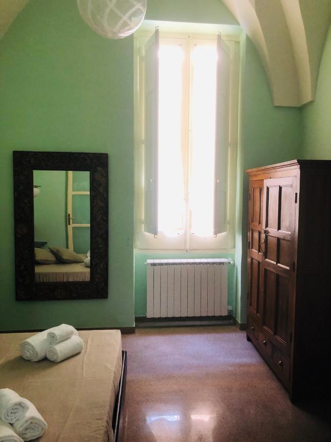 4 Balconi Liberty Apartments Lecce Exterior photo