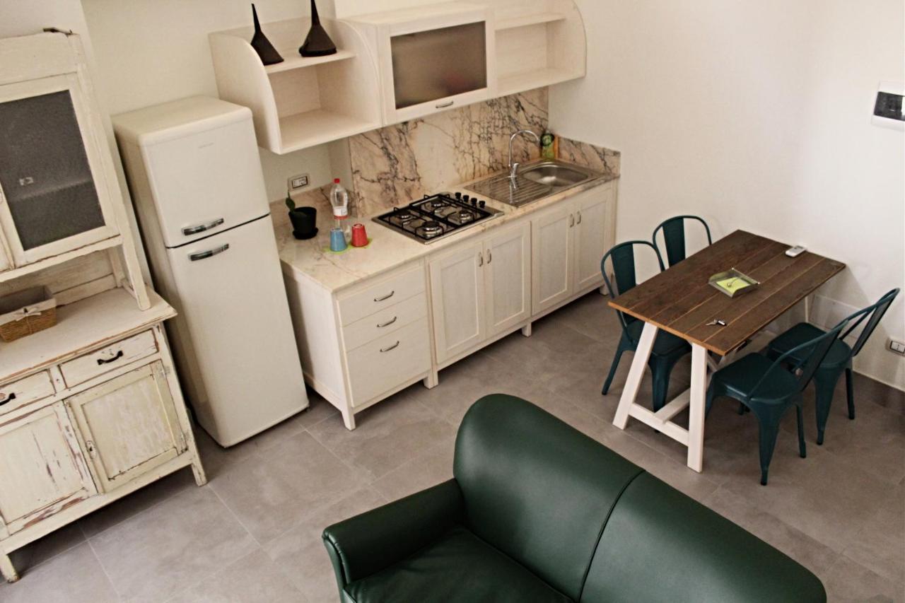 4 Balconi Liberty Apartments Lecce Exterior photo